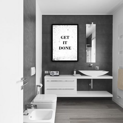 łazienka z napisem: get it done