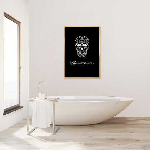 Czarno-biały plakat z czaszką i napisem memento mori