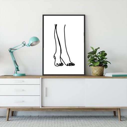 plakat ze stopami kobiety szkic