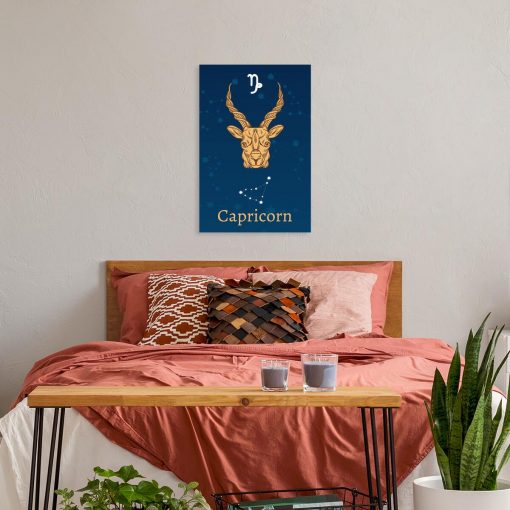Obraz pionowy z Koziorożcem do dekoracji sypialni